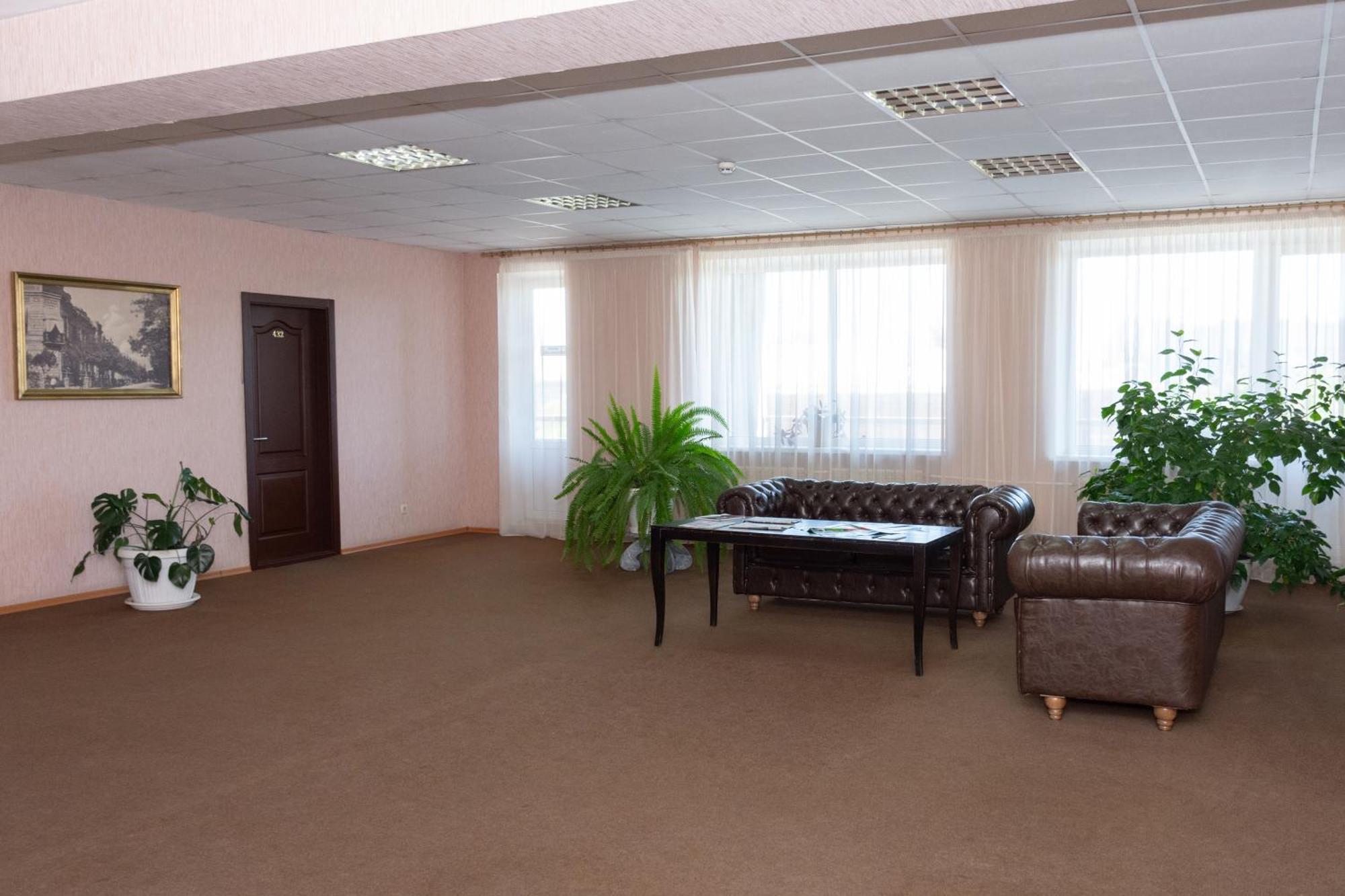 Kremin Hotel Krementchouk Extérieur photo